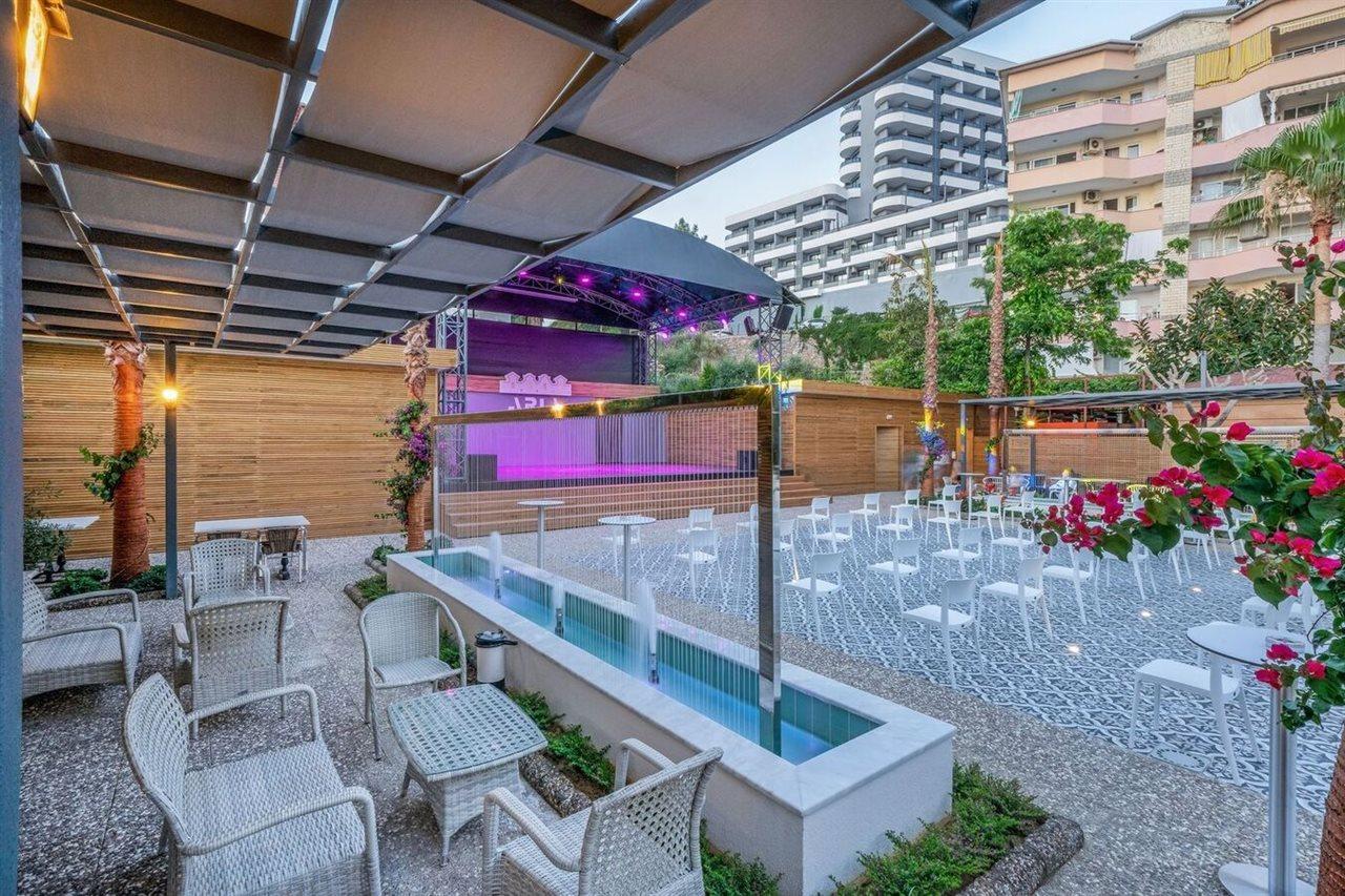 Resort Aria Y Casino 5*